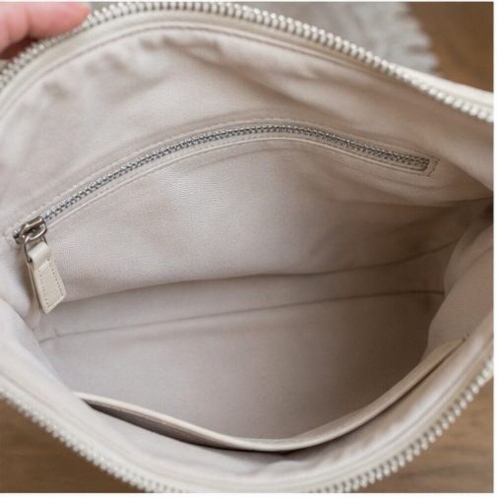 Cream Quilted Crossbody Bag - Picture 6 of 6